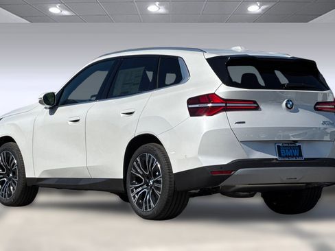 Used 2026 BMW X3 xDrive30 w/ Convenience Package image 3