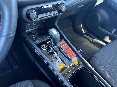 Certified 2021 Nissan Kicks SR w/ Interior Electronics Package image 23