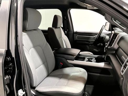 Used 2023 RAM 1500 Big Horn image 29