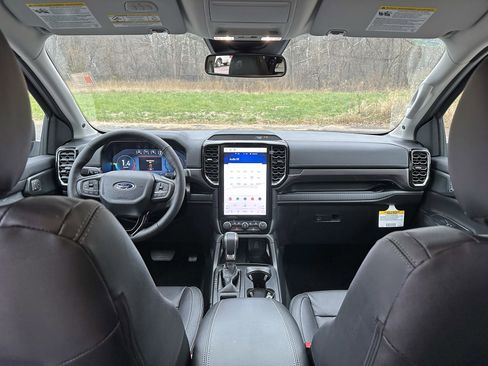 New 2025 Ford Ranger Lariat w/ Chrome Accent Package image 34