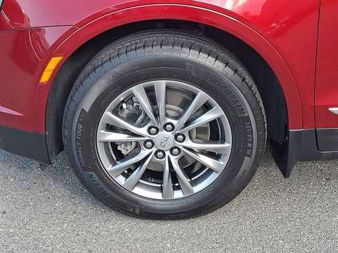 Used 2022 Cadillac XT5 Premium Luxury FWD image 8