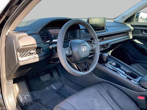 Used 2024 Honda Accord EX image 18