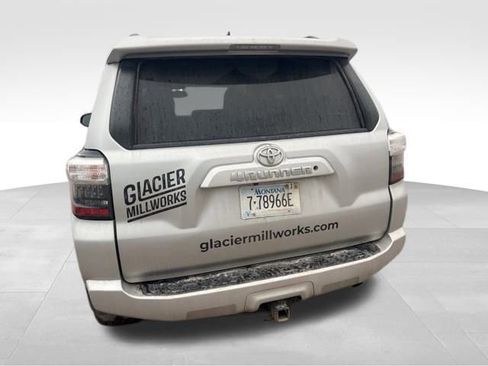 Used 2015 Toyota 4Runner SR5 image 10