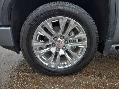 Used 2020 GMC Sierra 1500 Denali w/ Technology Package AWD/4WD image 9