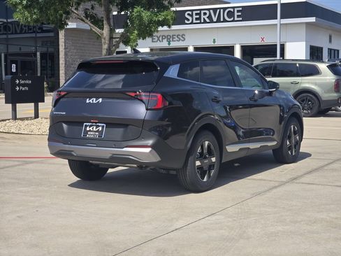 New 2026 Kia Sportage LX w/ LX Convenience Package FWD image 4