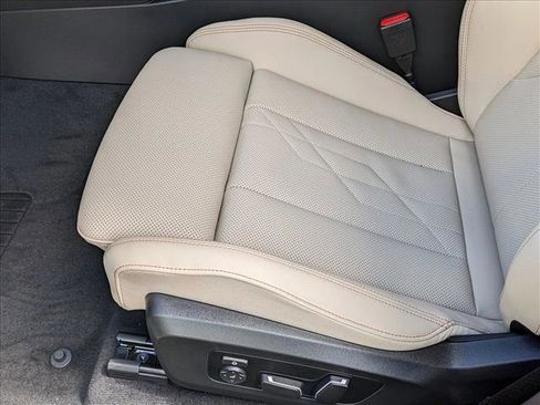 Certified 2025 BMW X3 xDrive30i w/ Convenience Package image 4