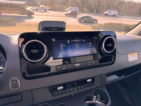 New 2025 Mercedes-Benz Sprinter 2500 image 16