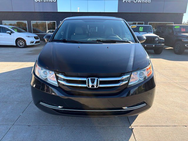 Used 2016 Honda Odyssey SE image 2