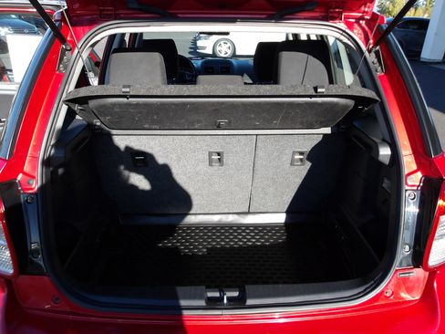 Used 2013 Suzuki SX4 AWD Hatchback image 11