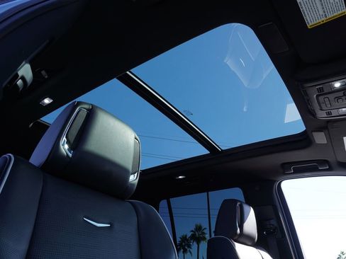 Certified 2023 Cadillac Escalade Sport w/ LPO, ONYX Package image 14