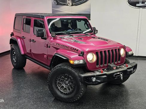 Used 2021 Jeep Wrangler Unlimited Rubicon w/ Xtreme Recon 35" Tire Package AWD/4WD image 7