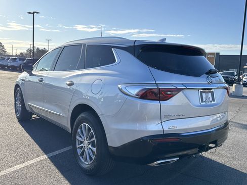 Used 2022 Buick Enclave Premium image 5