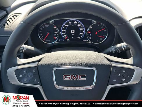 Certified 2024 GMC Terrain Denali w/ Denali Premium Package AWD/4WD image 25