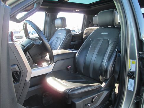 Used 2019 Ford F350 Platinum w/ Platinum Ultimate Package image 21