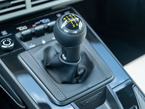 New 2026 Porsche 911 GT3 RWD image 40
