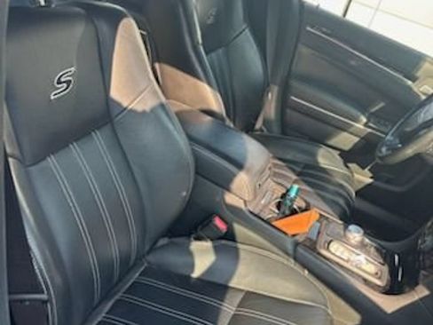 Used 2020 Chrysler 300 S RWD image 6