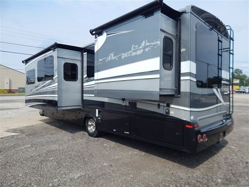 Used 2018 Ford E-450 and Econoline 450 Super Duty w/ Motorhome Prep Package RWD image 56