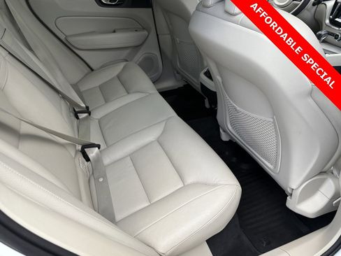Used 2019 Volvo XC60 T5 Inscription w/ Protection Package Premier image 35