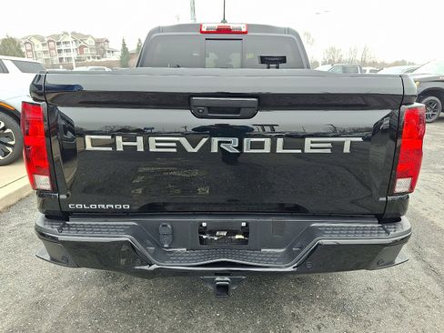 Certified 2024 Chevrolet Colorado Trail Boss w/ Advanced Trailering Package image 5