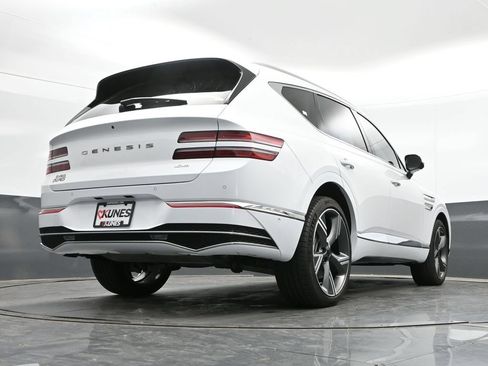 Used 2025 Genesis GV80 2.5T Prestige AWD/4WD image 41