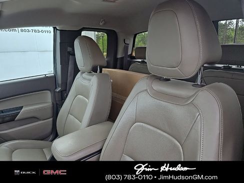 Used 2015 GMC Canyon SLT w/ Driver Alert Package image 5