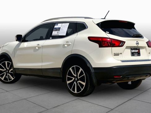 Used 2017 Nissan Rogue Sport SL FWD image 12