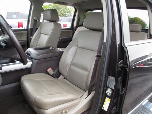 Used 2018 Chevrolet Silverado 3500 LTZ w/ Duramax Plus Package image 22