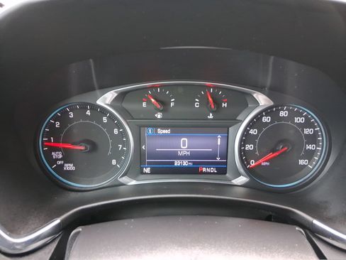 Used 2019 Chevrolet Equinox LT FWD image 24