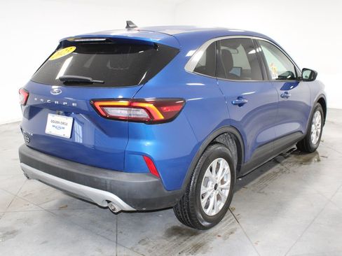 Used 2023 Ford Escape Active image 9