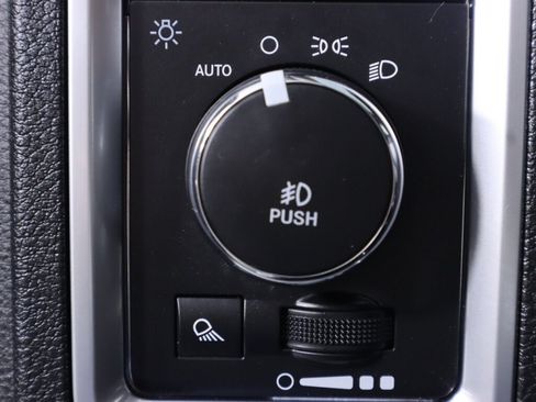 Used 2018 RAM 1500 Big Horn AWD/4WD image 10