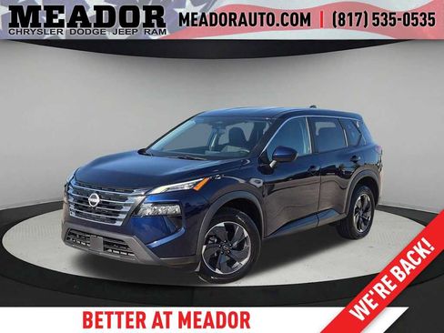 Used 2024 Nissan Rogue SV AWD/4WD image 1