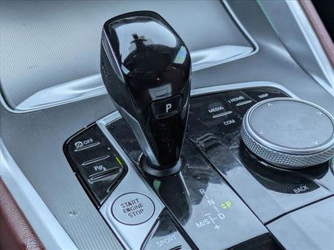 Used 2022 BMW X6 xDrive40i w/ Premium Package image 14