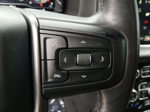 Used 2023 GMC Yukon XL Denali Ultimate AWD/4WD image 29