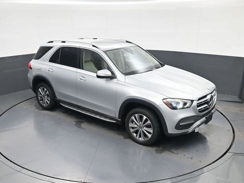 Used 2020 Mercedes-Benz GLE 350 4MATIC w/ Premium Package image 19