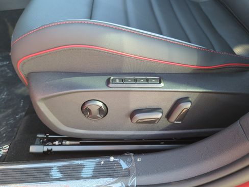 New 2025 Volkswagen GTI SE image 14