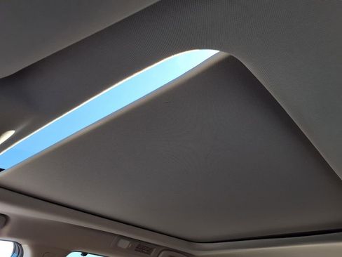 Used 2023 Nissan Pathfinder Platinum image 24