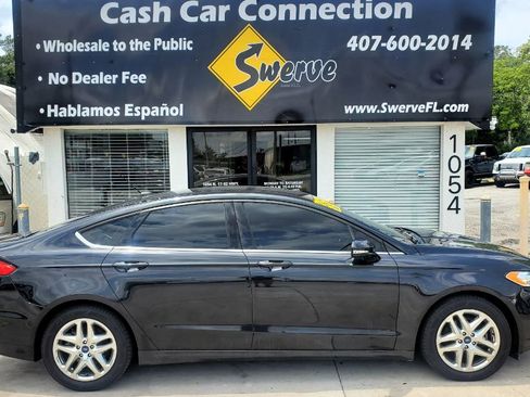 Used 2014 Ford Fusion SE FWD image 6