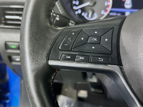 Used 2022 Nissan Sentra SR FWD image 16