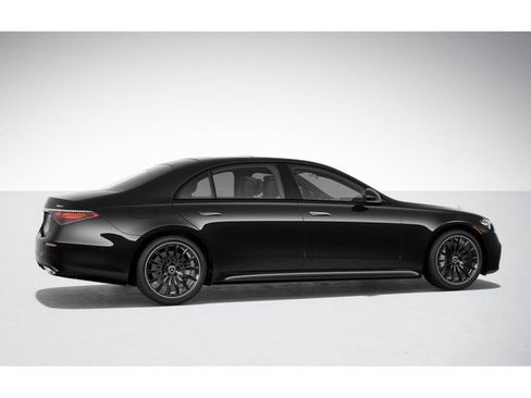 Used 2025 Mercedes-Benz S 580e 4MATIC Sedan image 18