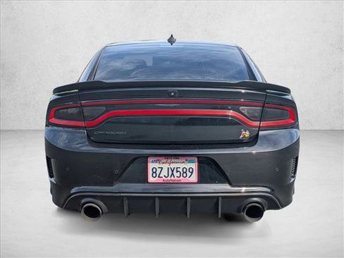 Used 2018 Dodge Charger R/T Scat Pack w/ Beats Audio Group RWD image 7