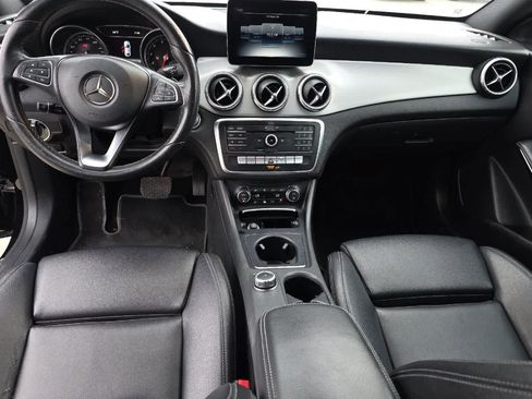 Used 2018 Mercedes-Benz CLA 250 image 4