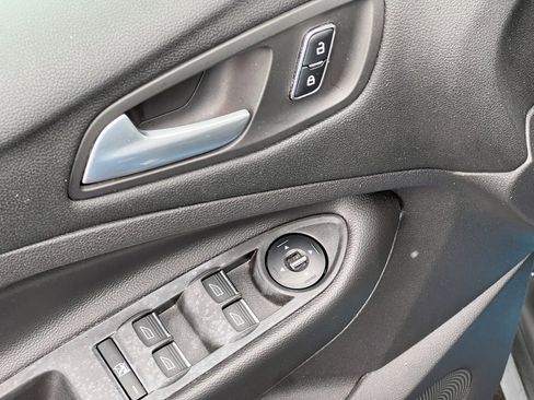 Used 2013 Ford C-MAX SE image 15