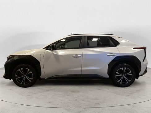 Certified 2023 Toyota bZ4X XLE image 2