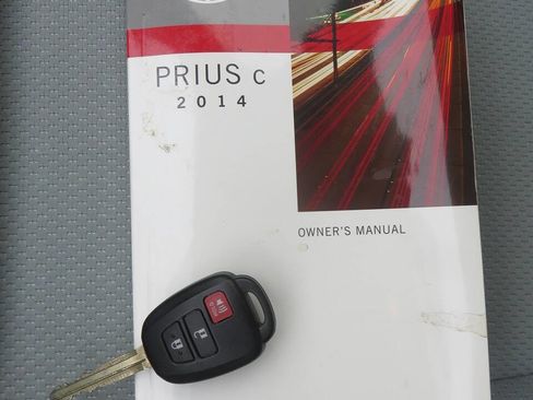Used 2014 Toyota Prius C One FWD image 32