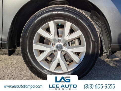 Used 2014 Nissan Murano S image 11