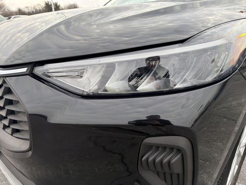 Used 2023 Ford Escape Active image 10