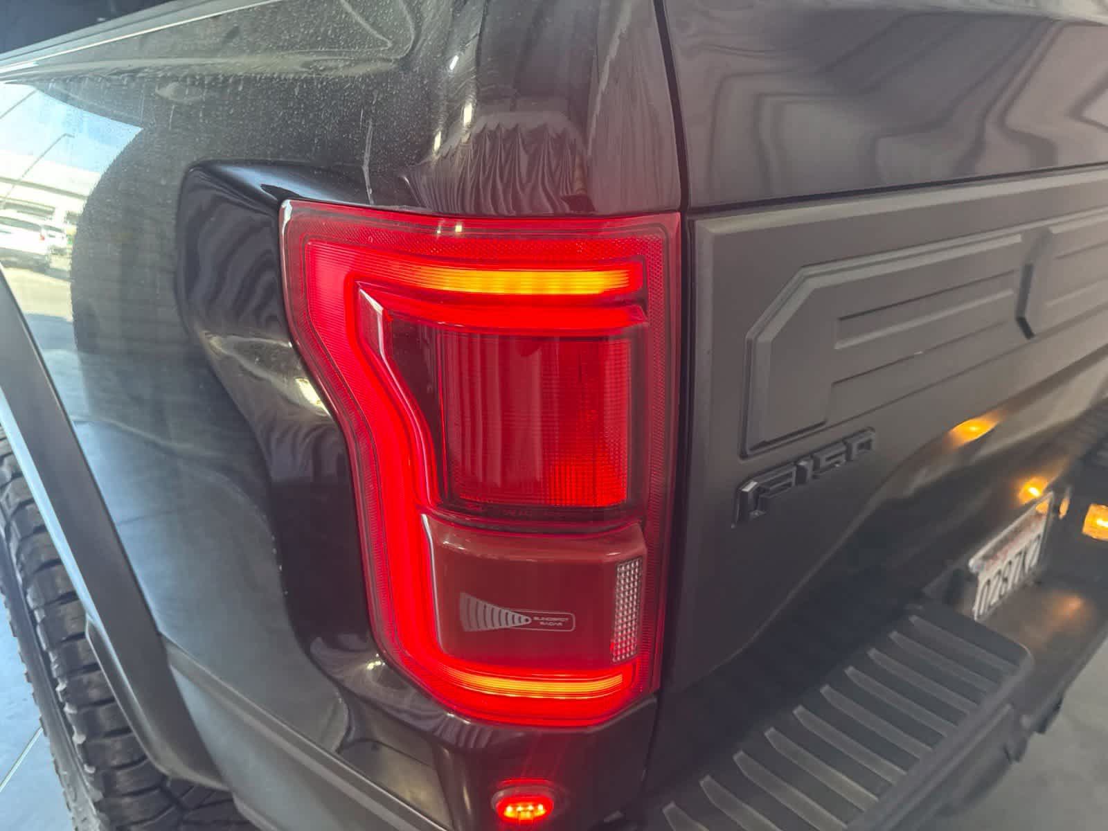 Used 2018 Ford F150 Raptor w/ Equipment Group 802A Luxury AWD/4WD image 11