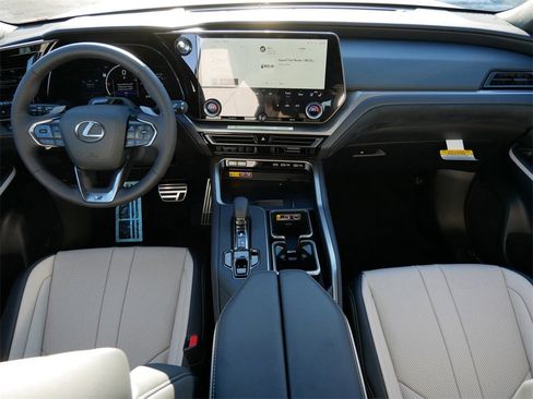 New 2026 Lexus TX 500h AWD image 12