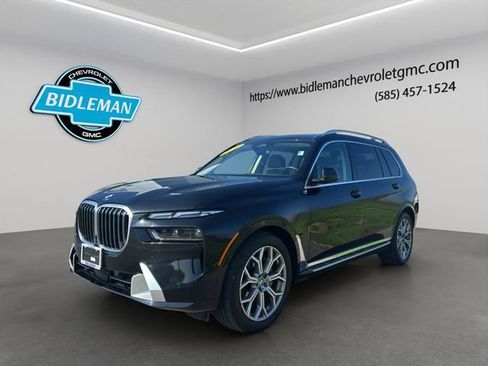Used 2026 BMW X7 xDrive40i AWD/4WD image 3