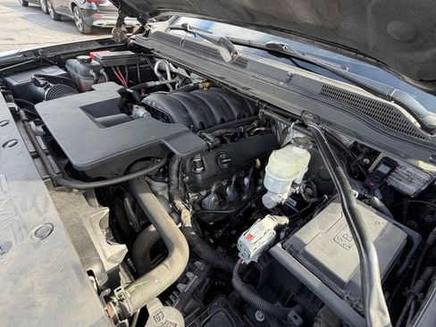 Used 2016 GMC Yukon Denali AWD/4WD image 31